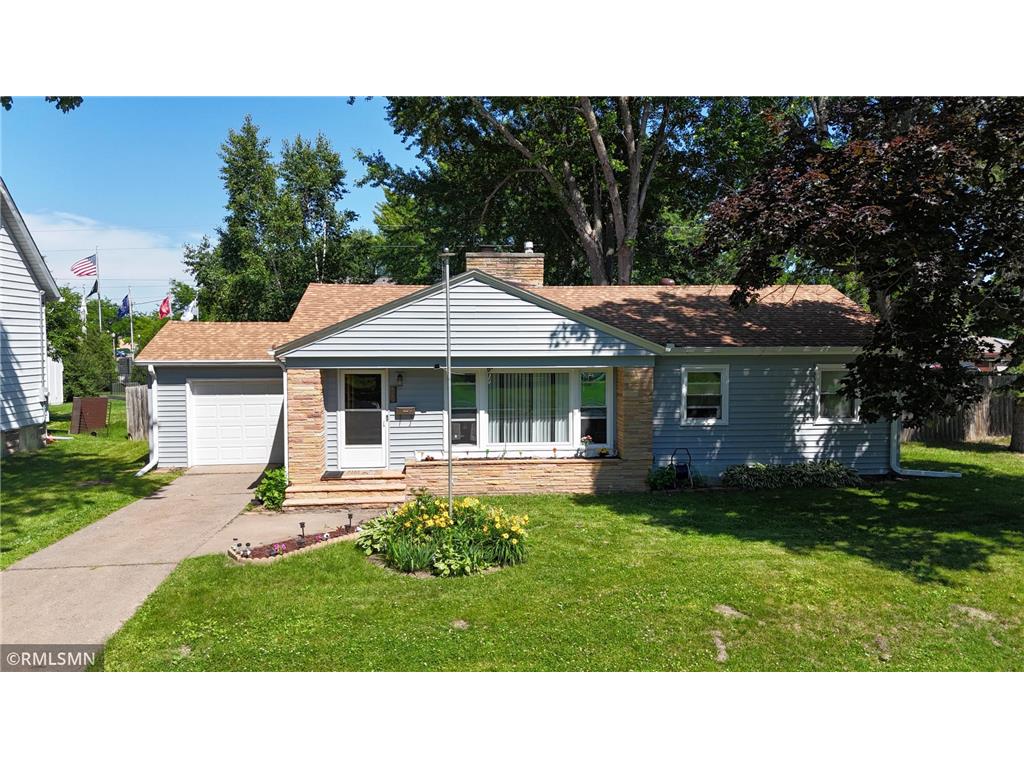 220 Cypress Street S Cambridge MN 55008 7100643 image1