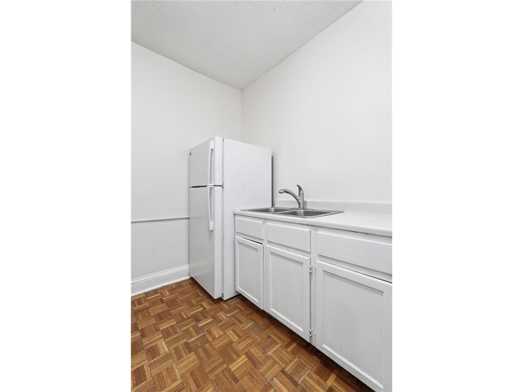 220 E 19th Street #307 Minneapolis MN 55403 7066936 image10