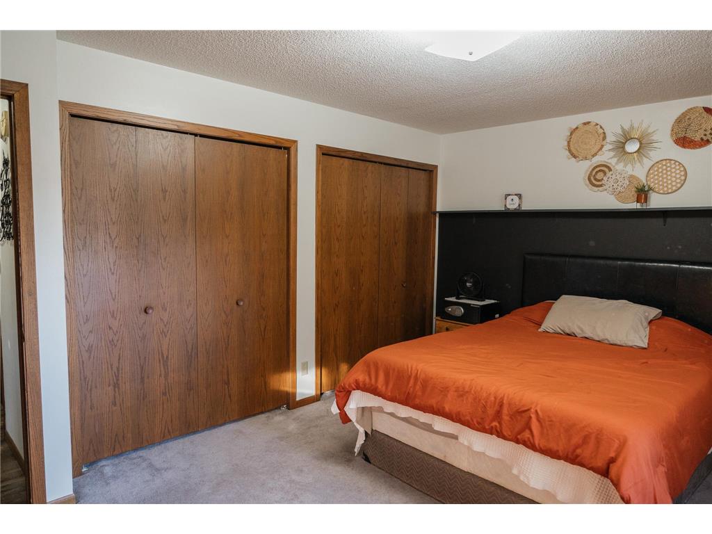 220 E Christina Street Fairmont MN 56031 6816004 image13