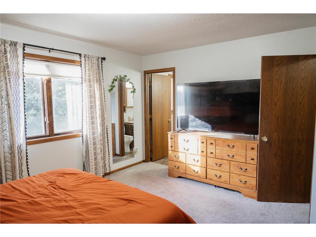 220 E Christina Street Fairmont MN 56031 6816004 image14