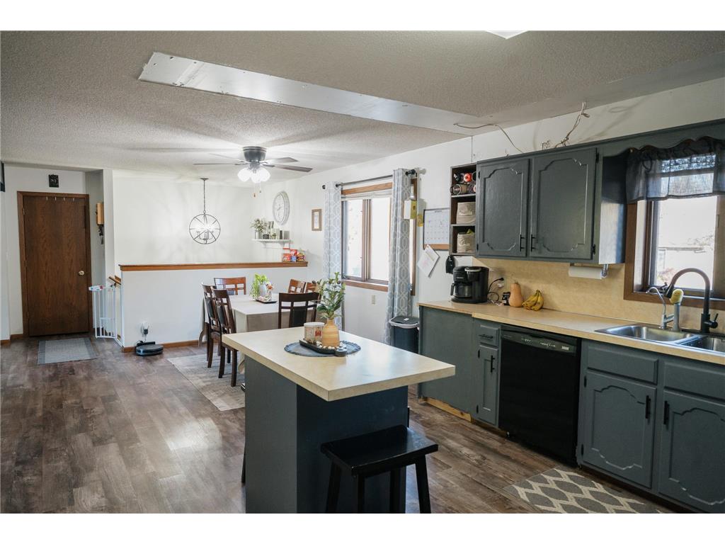 220 E Christina Street Fairmont MN 56031 6816004 image3