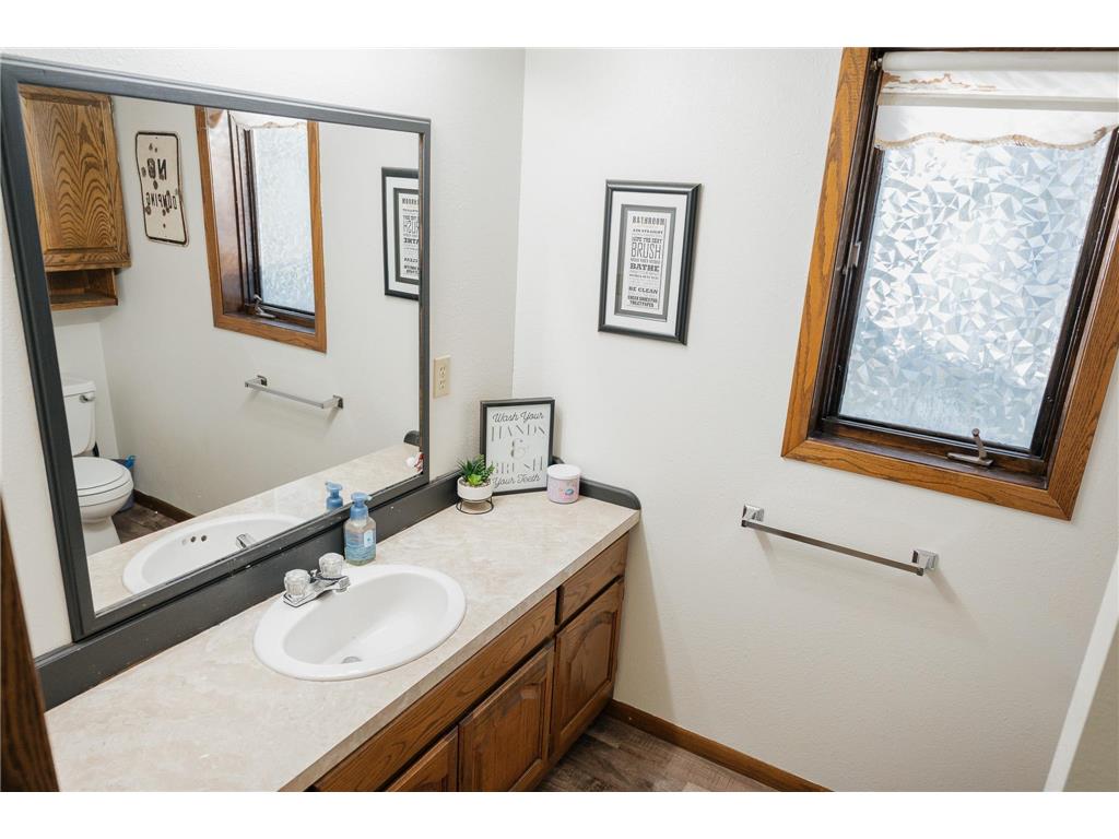 220 E Christina Street Fairmont MN 56031 6816004 image34