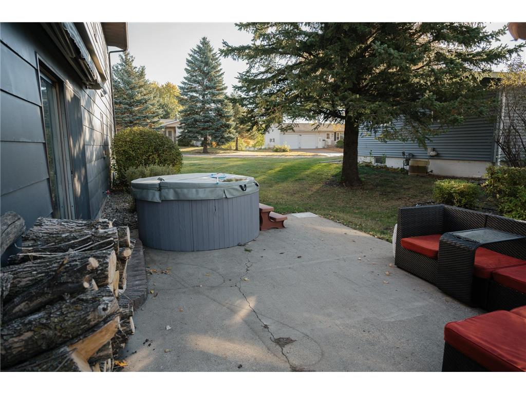 220 E Christina Street Fairmont MN 56031 6816004 image55