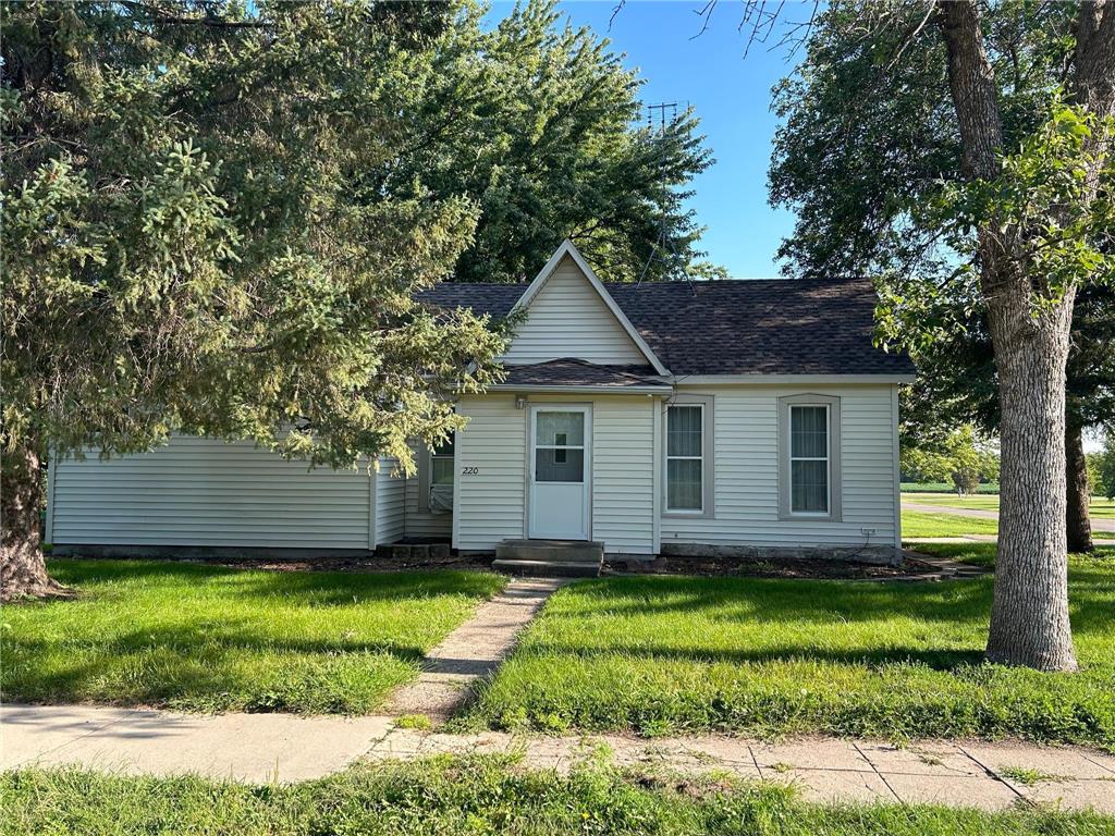 220 E Mcarthur Street Tyler MN 56178 6422539 image1