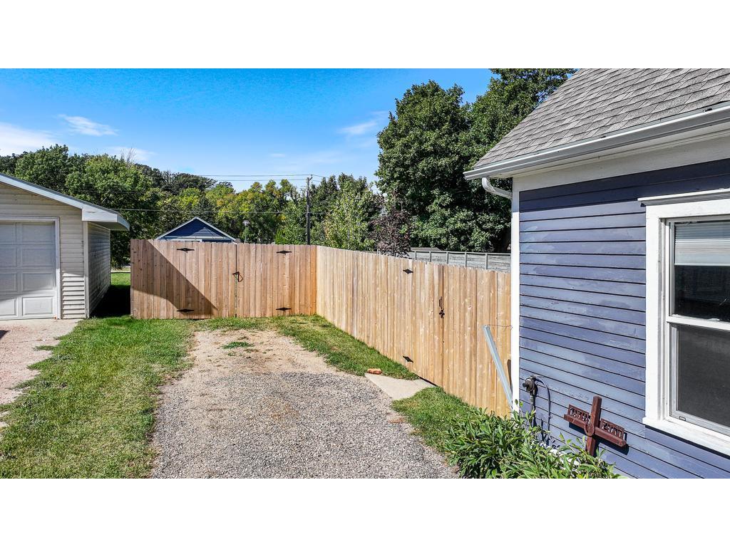 220 Fremont Street S Lake Benton MN 56149 7005962 image12