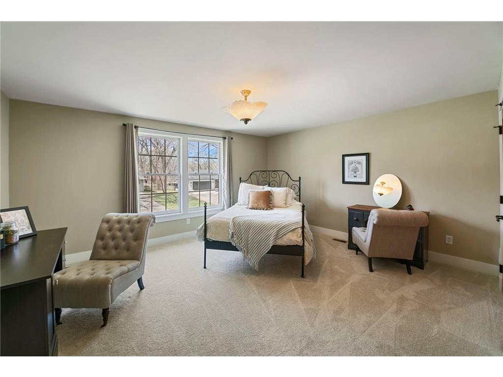 220 Glenbrook Road N Wayzata MN 55391 7053961 image15