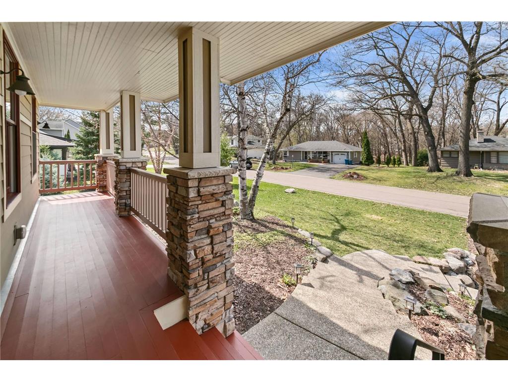 220 Glenbrook Road N Wayzata MN 55391 7053961 image2