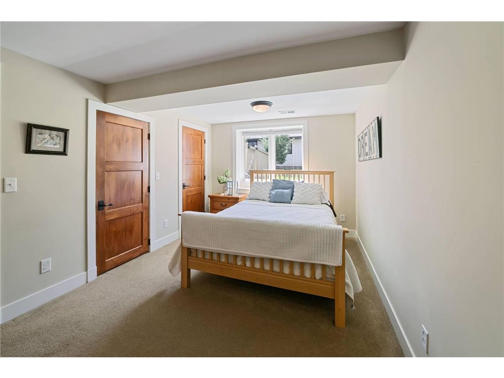 220 Glenbrook Road N Wayzata MN 55391 7053961 image20