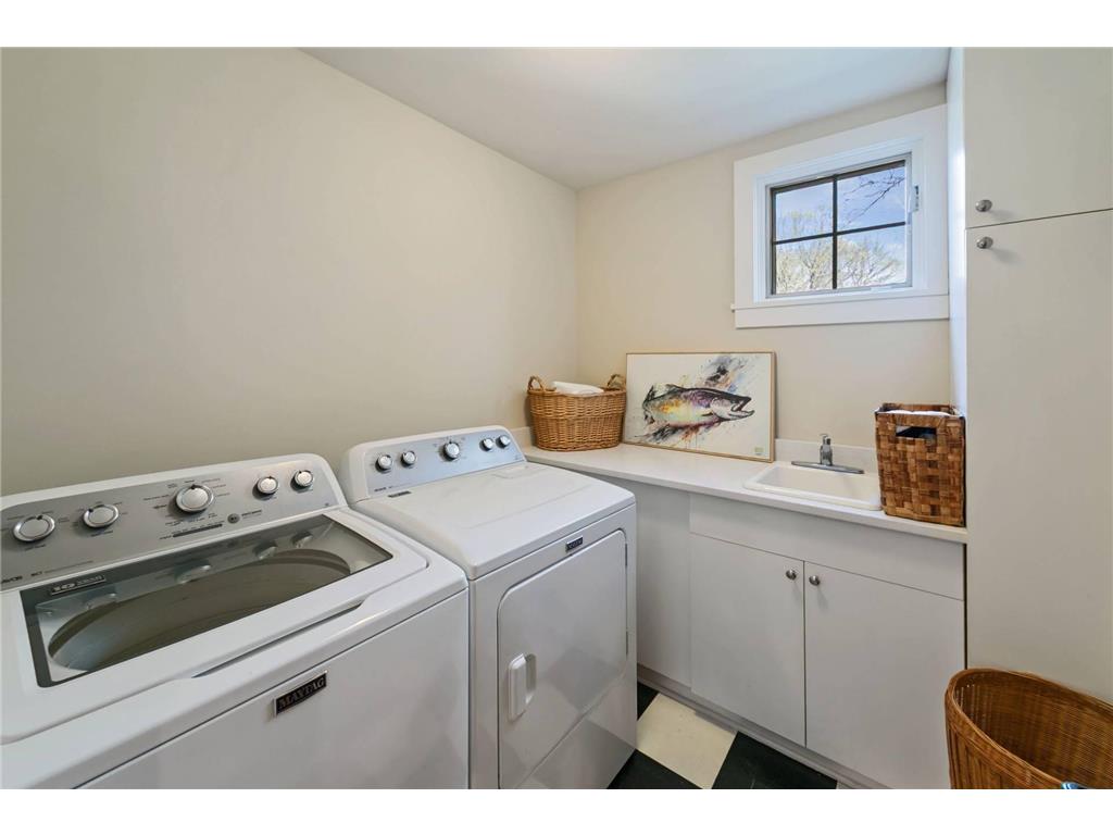 220 Glenbrook Road N Wayzata MN 55391 7053961 image26