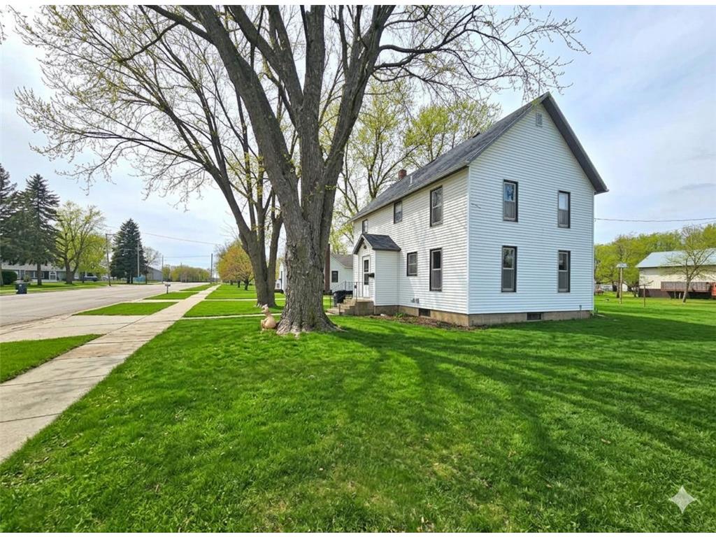 220 Grace Avenue Iona MN 56141 7007129 image1