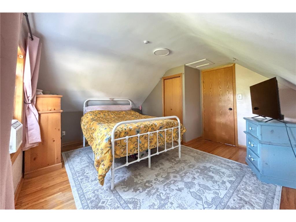 220 Green Street W Waterville MN 56096 7111279 image11