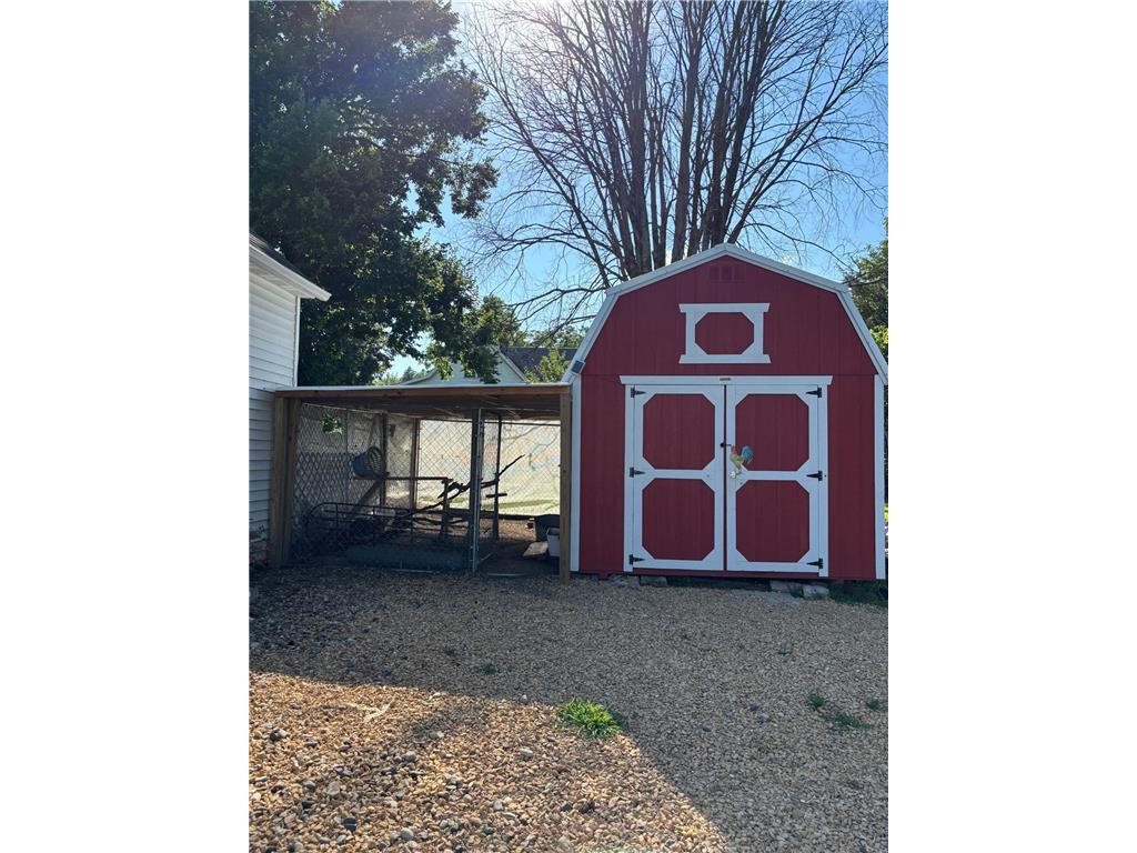220 Green Street W Waterville MN 56096 7111279 image16