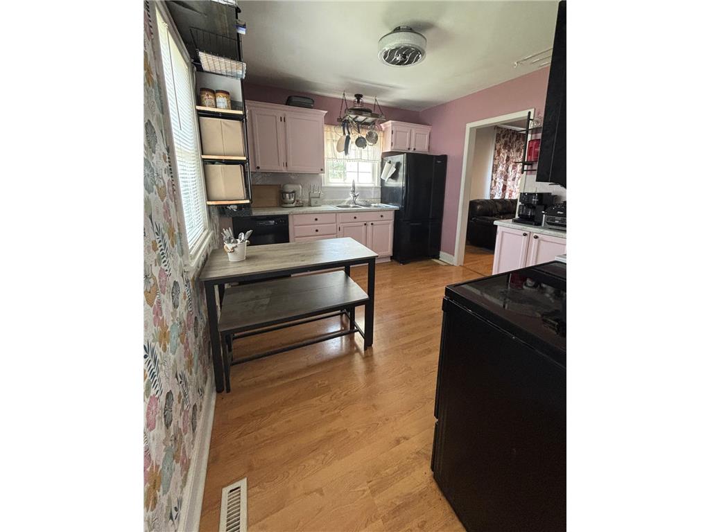 220 Green Street W Waterville MN 56096 7111279 image5