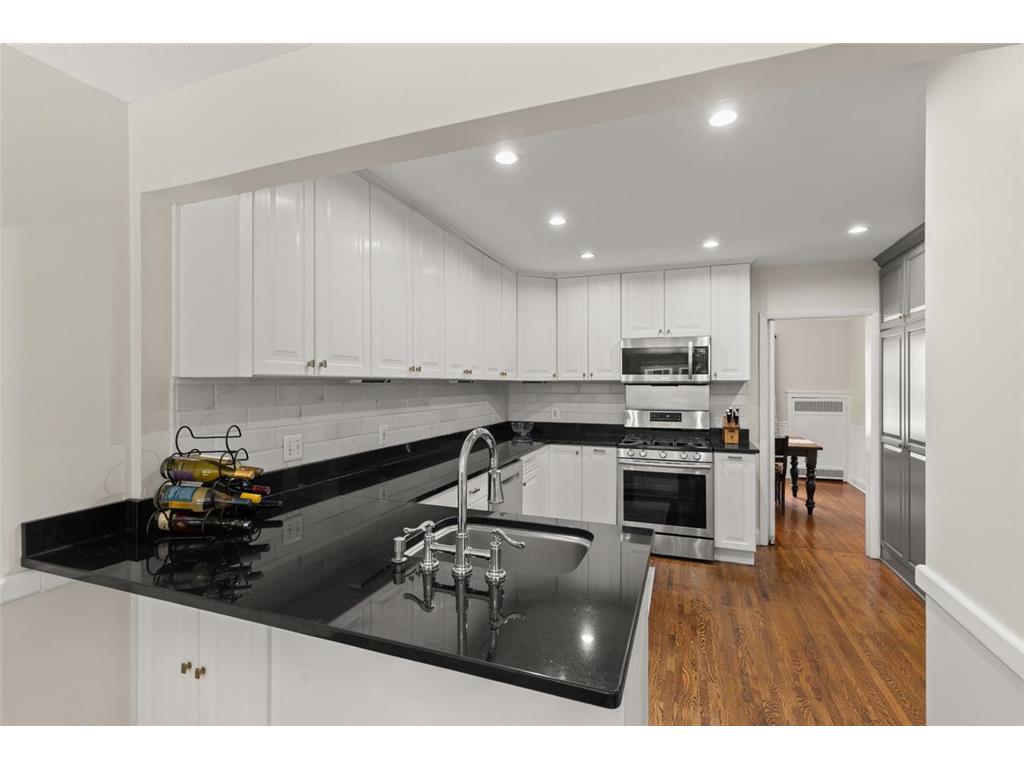 220 Holly Road Hopkins MN 55343 7085374 image17