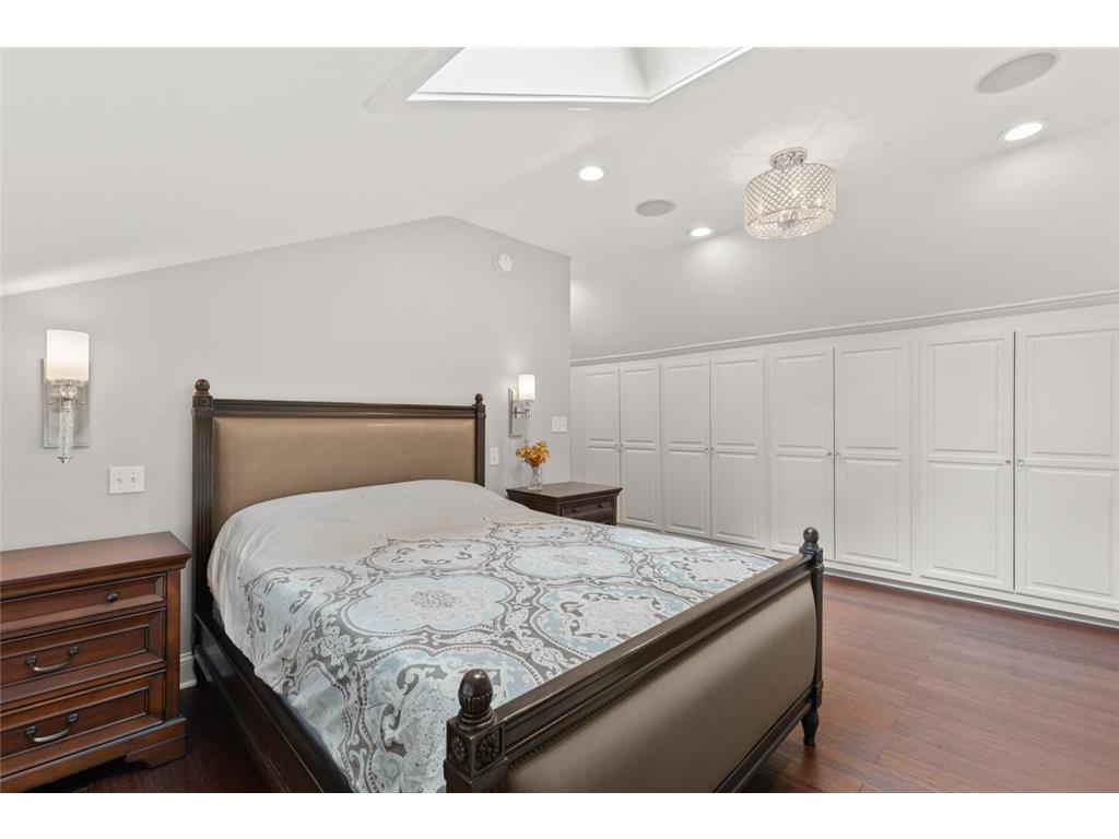 220 Holly Road Hopkins MN 55343 7085374 image30