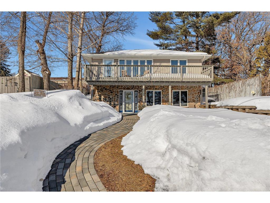 220 Lake Avenue N, Spicer, MN 56288 MLS 6346848 Edina Realty