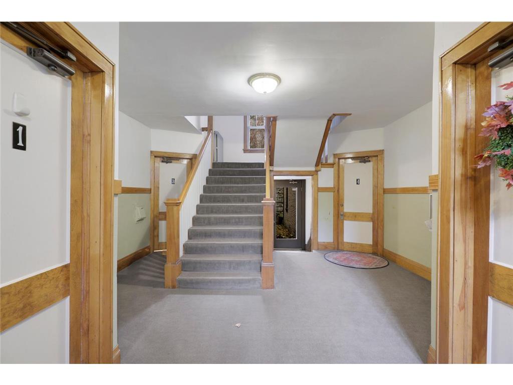 220 Marshall Avenue #3 Saint Paul MN 55102 7073222 image17