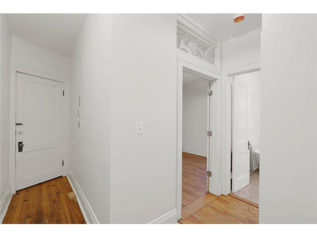 220 Marshall Avenue #3 Saint Paul MN 55102 7073222 image18