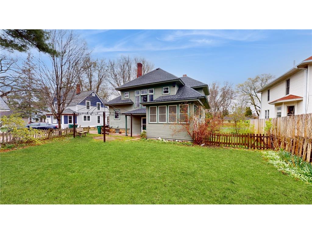 220 N 3rd Street, River Falls, WI, 54022 | MLS: 6526457 | Edina Realty