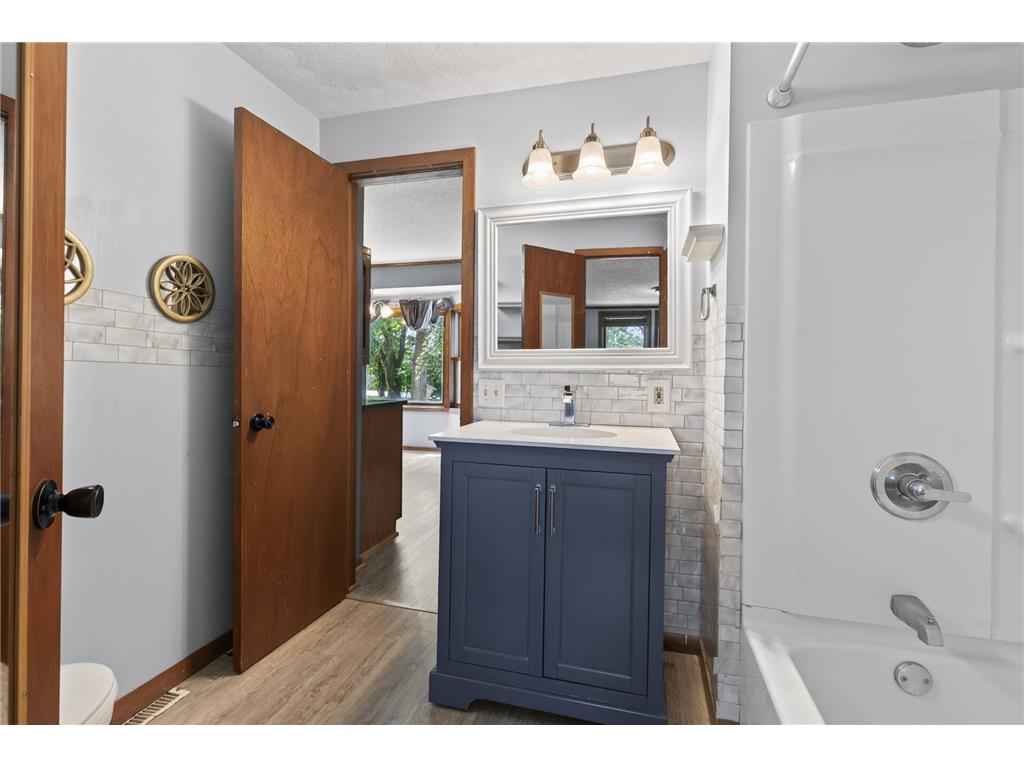 220 N Chestnut Street Belle Plaine MN 56011 7111127 image12
