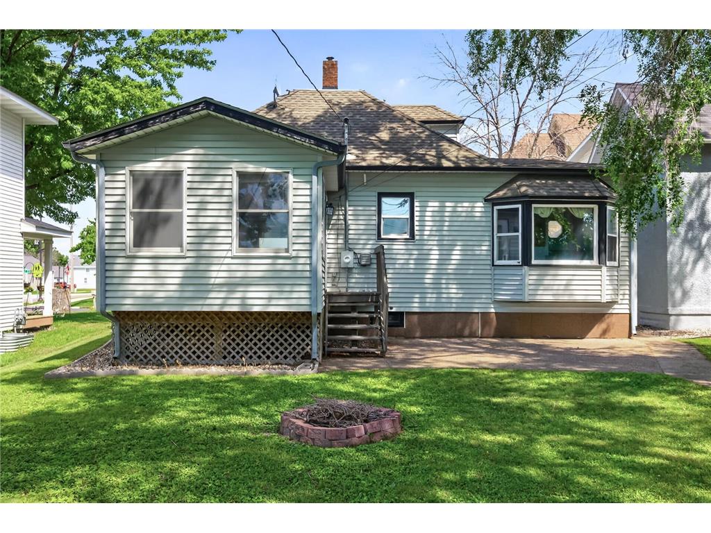 220 N Chestnut Street Belle Plaine MN 56011 7111127 image28