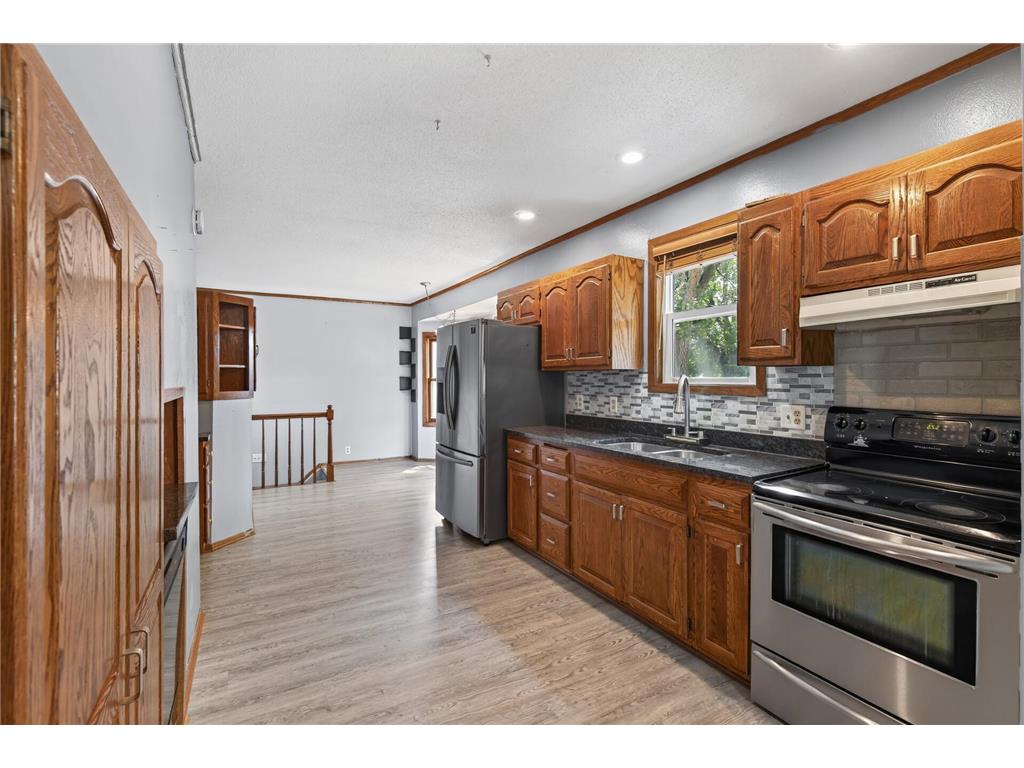 220 N Chestnut Street Belle Plaine MN 56011 7111127 image7