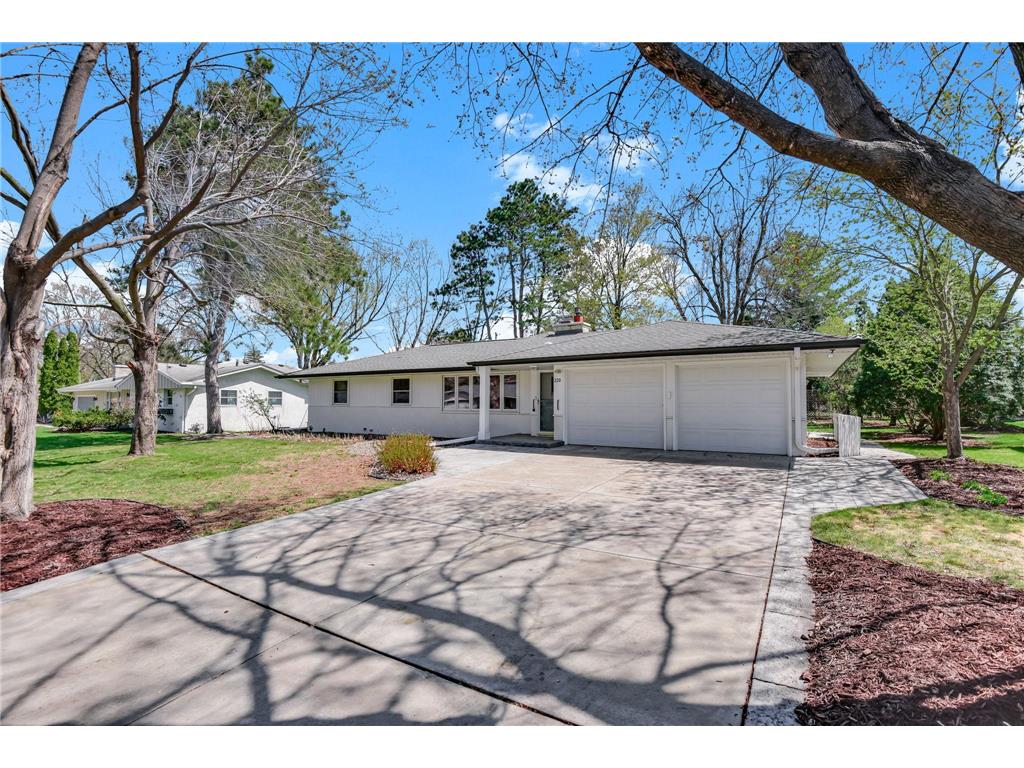 220 Rice Creek Terrace NE Fridley MN 55432 7030010 image1