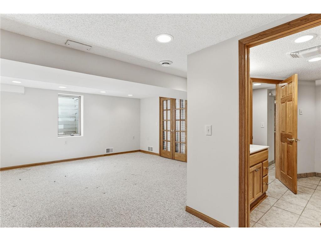 220 Rice Creek Terrace NE Fridley MN 55432 7030010 image23