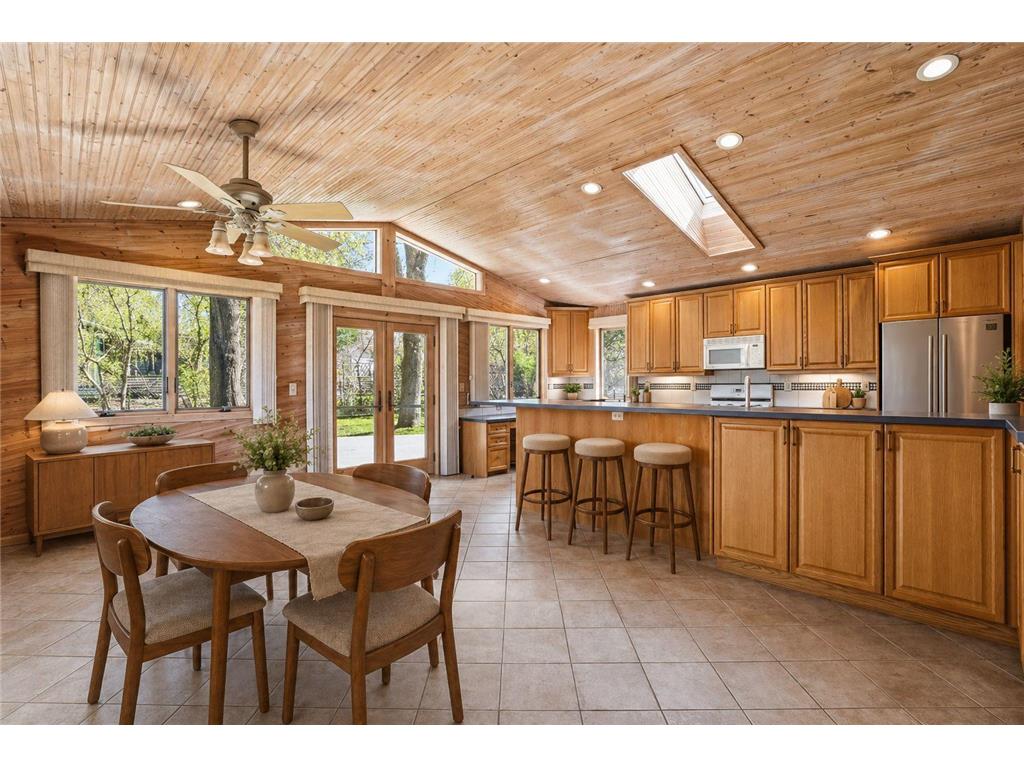 220 Rice Creek Terrace NE Fridley MN 55432 7030010 image5