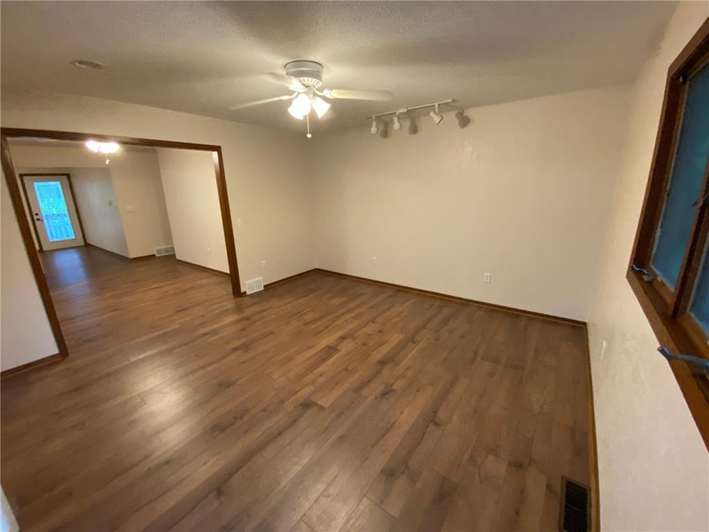 220 S 2nd Street Bird Island MN 55310 7023883 image7