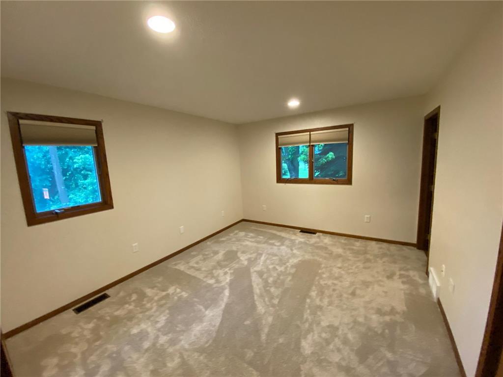 220 S 2nd Street Bird Island MN 55310 7023883 image9