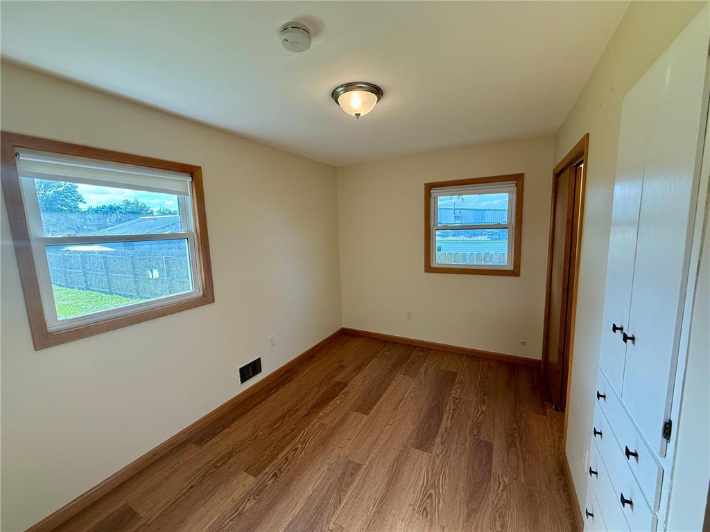 220 S 4th Street Bird Island MN 55310 7090183 image8