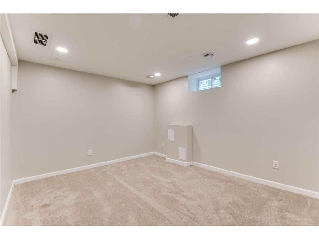 220 W 33rd Street Minneapolis MN 55408 6824747 image23