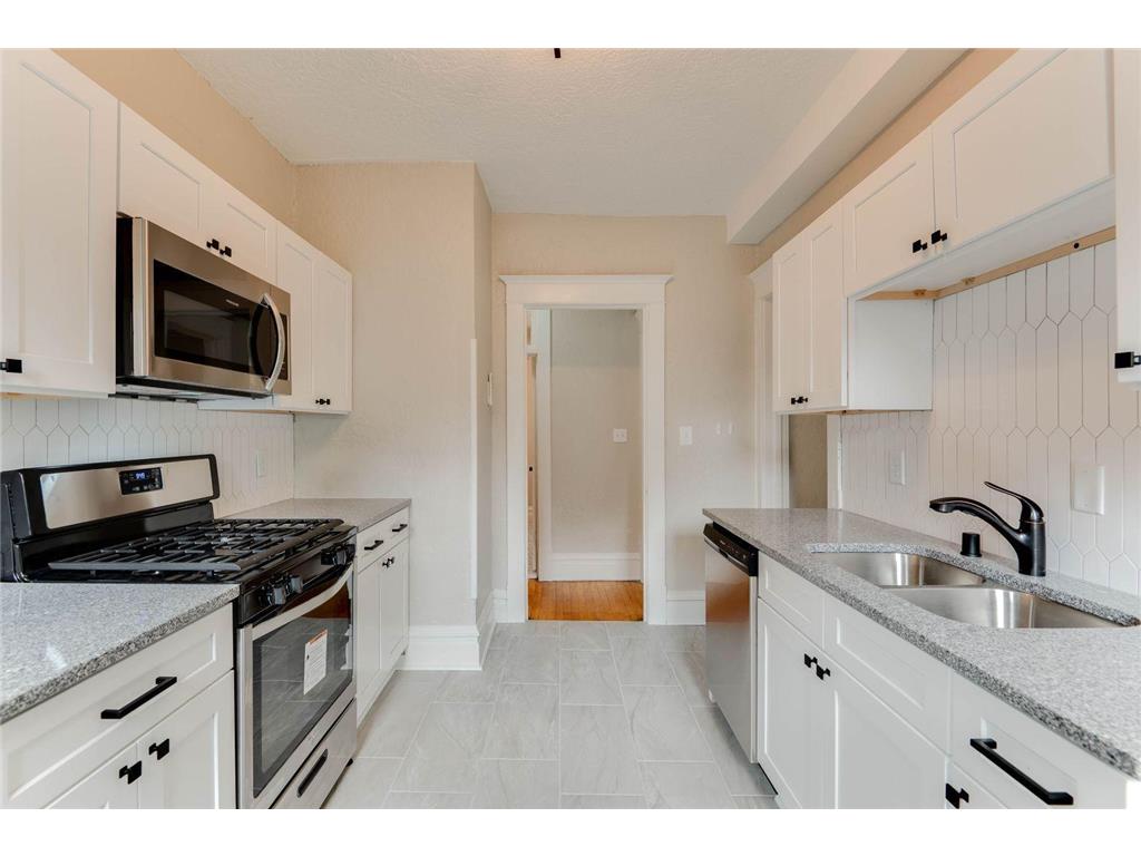 220 W 33rd Street Minneapolis MN 55408 6824747 image38