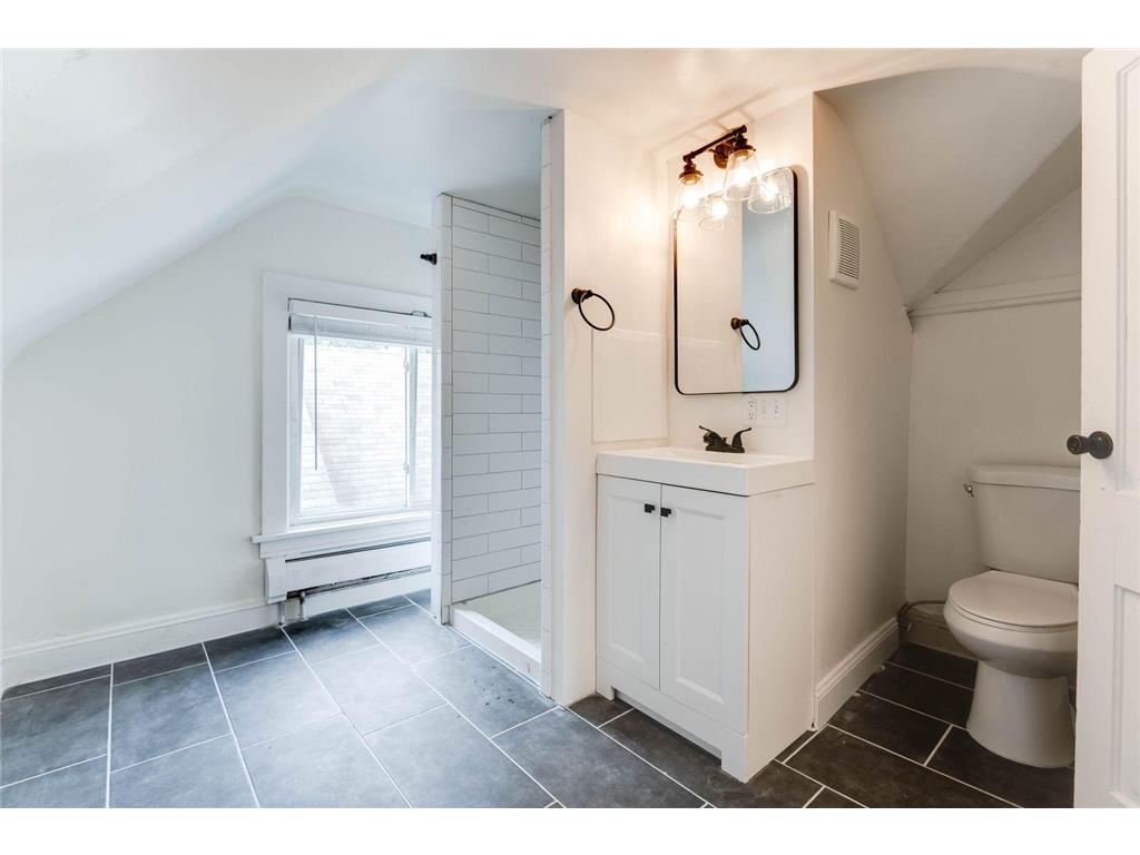 220 W 33rd Street Minneapolis MN 55408 6824747 image51