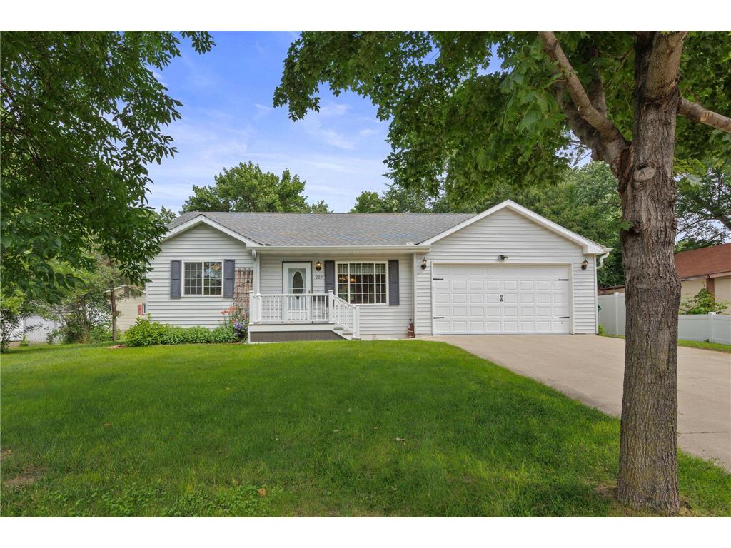 220 W Mcquat Street Litchfield MN 55355 6544532 image1