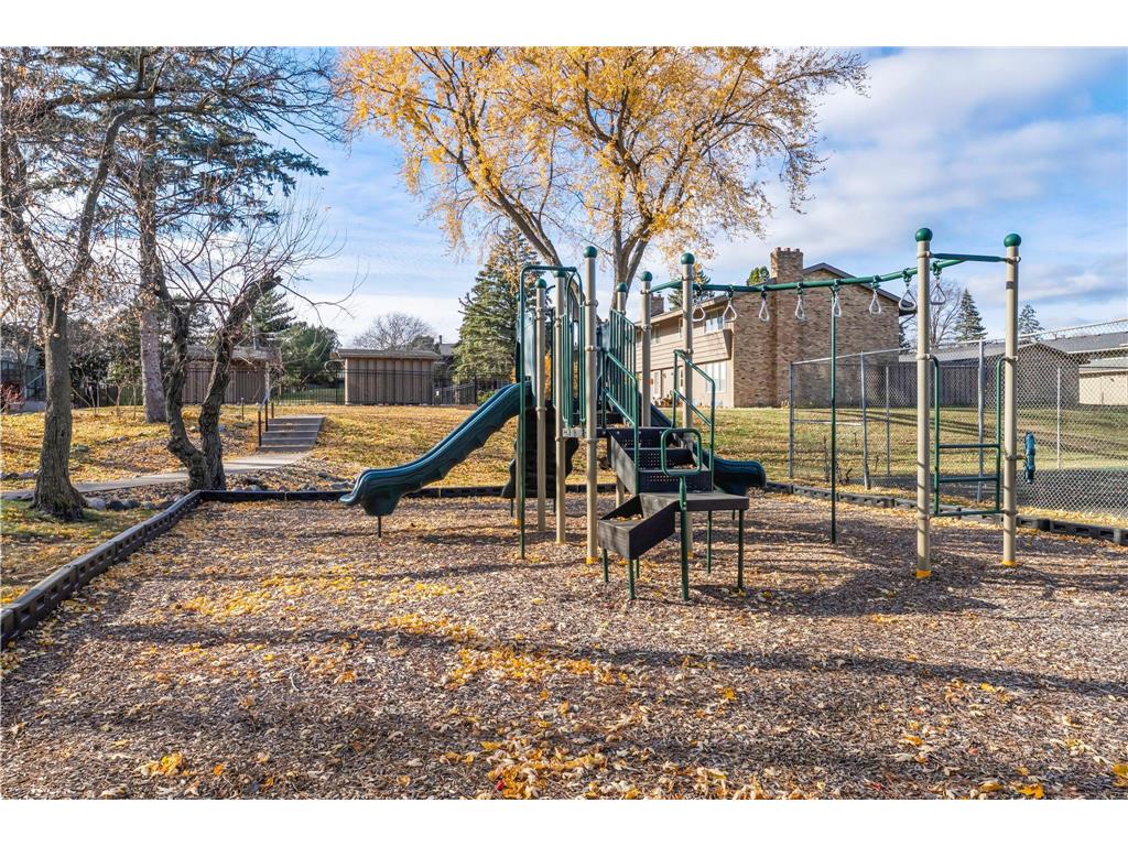 220 Windsor Lane New Brighton MN 55112 6815872 image61