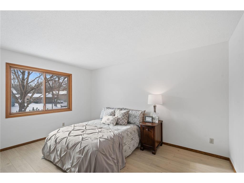 2200 74th Avenue N Brooklyn Park MN 55444 7011324 image18