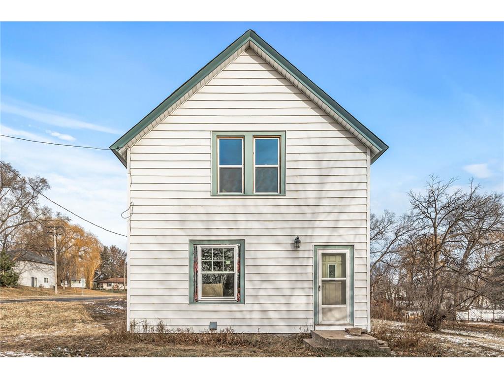 2200 English Street Maplewood MN 55109 6649650 image1