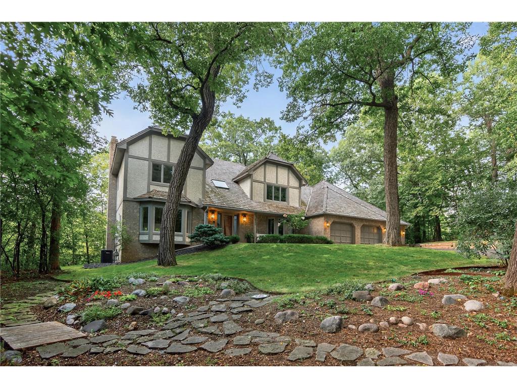 2200 Essex Road Minnetonka MN 55305 6785980 image1