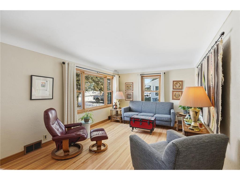 2200 Gardenette Drive S White Bear Lake MN 55110 7011038 image2