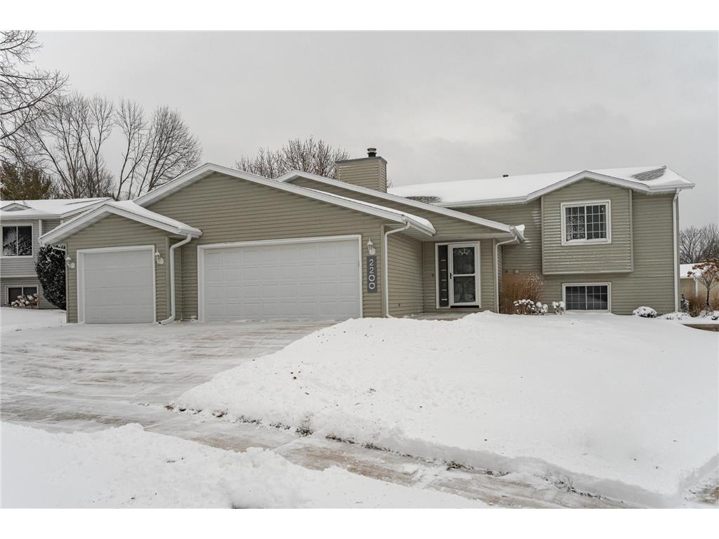 2200 Hampton Rhodes Court NW Rochester MN 55901 6641667 image1