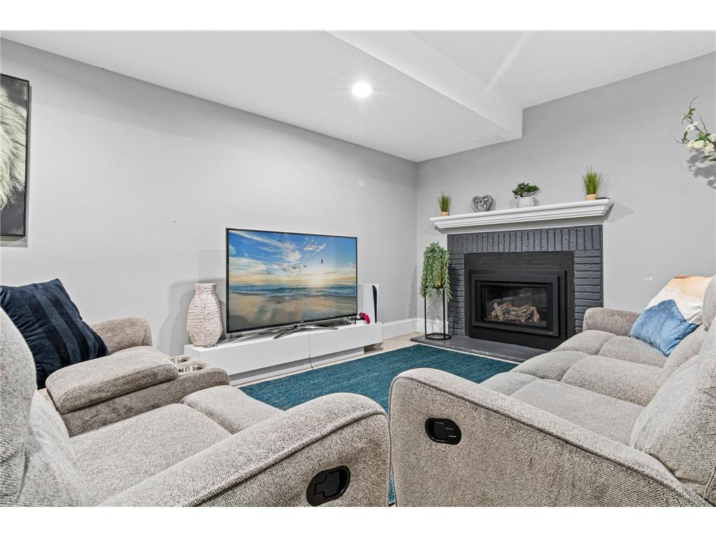 2200 Horizon Road Burnsville MN 55337 6743802 image6