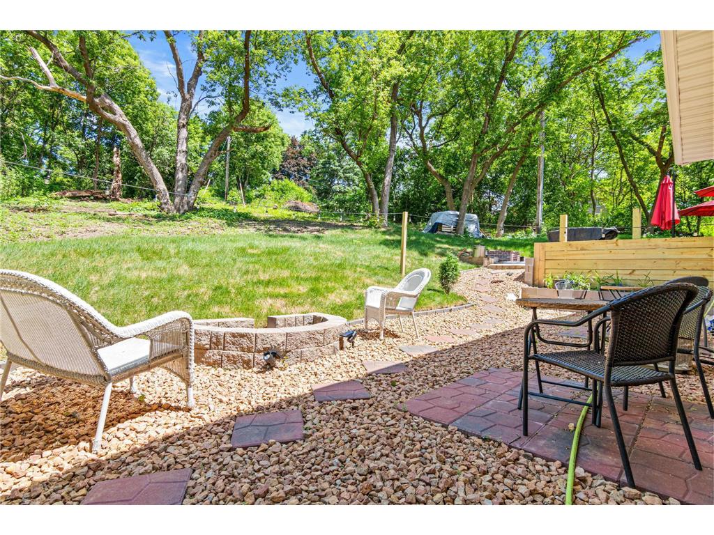 2200 Horizon Road Burnsville MN 55337 6743802 image9