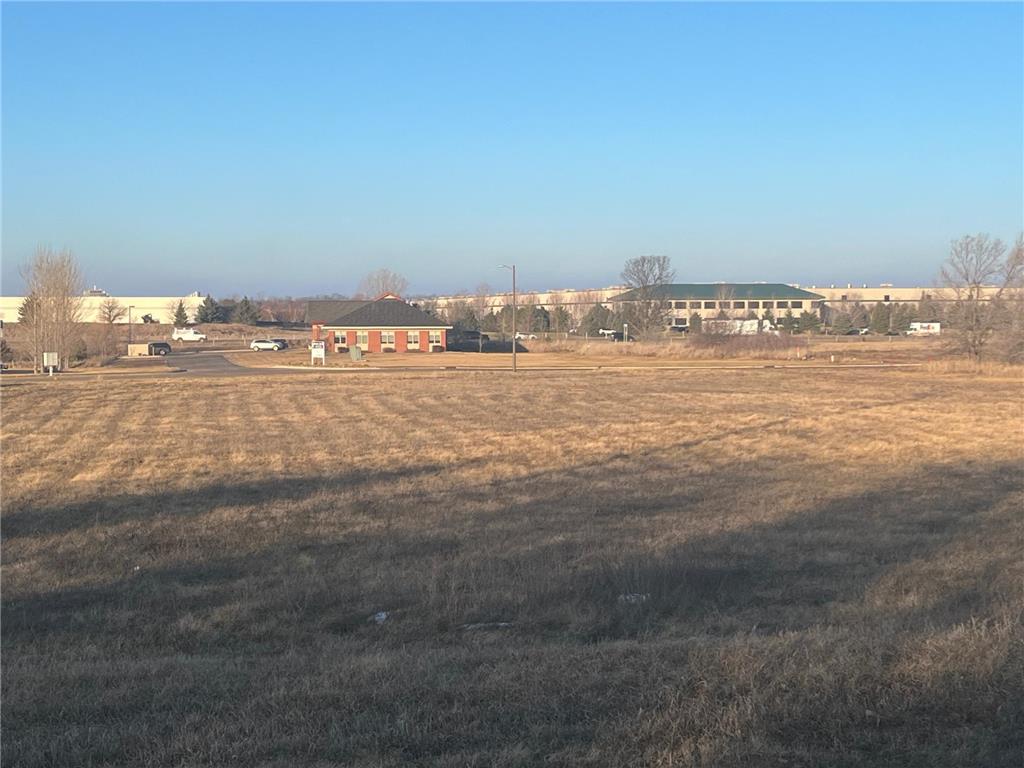 2200 Jack Breault Drive Hudson WI 54016 6482288 image1