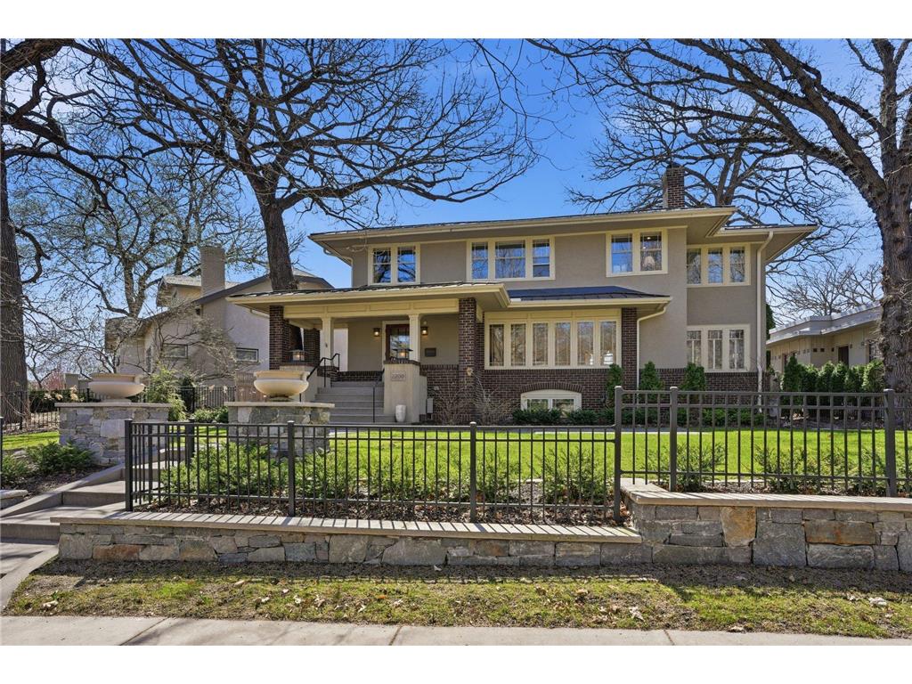 2200 Kenwood Parkway Minneapolis MN 55405 7088858 image1