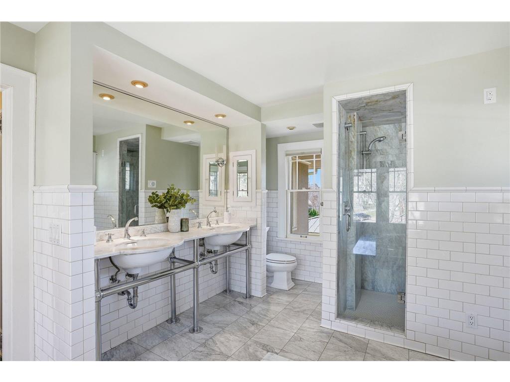 2200 Kenwood Parkway Minneapolis MN 55405 7088858 image27