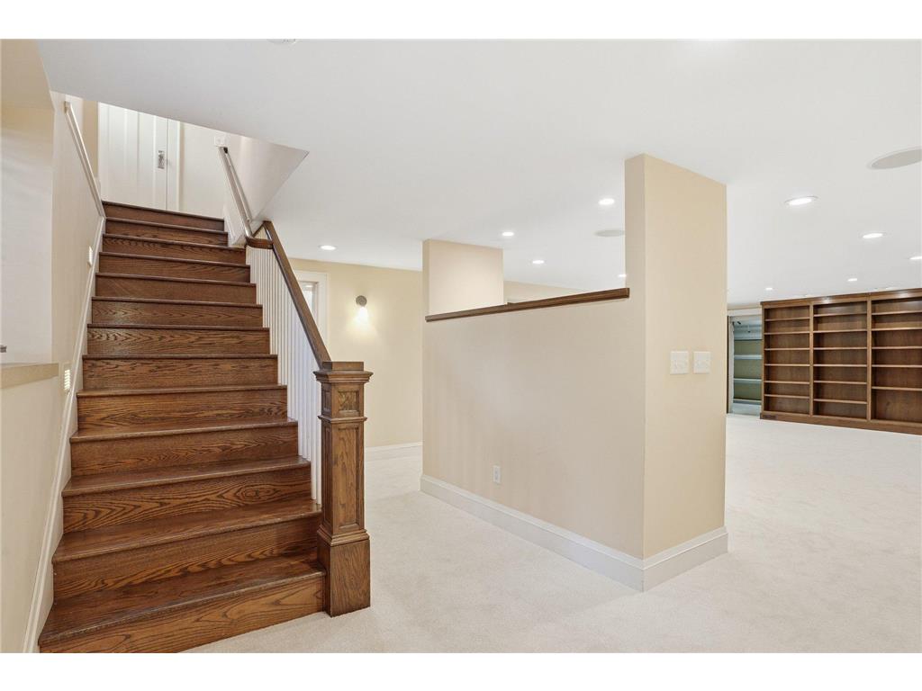 2200 Kenwood Parkway Minneapolis MN 55405 7088858 image34