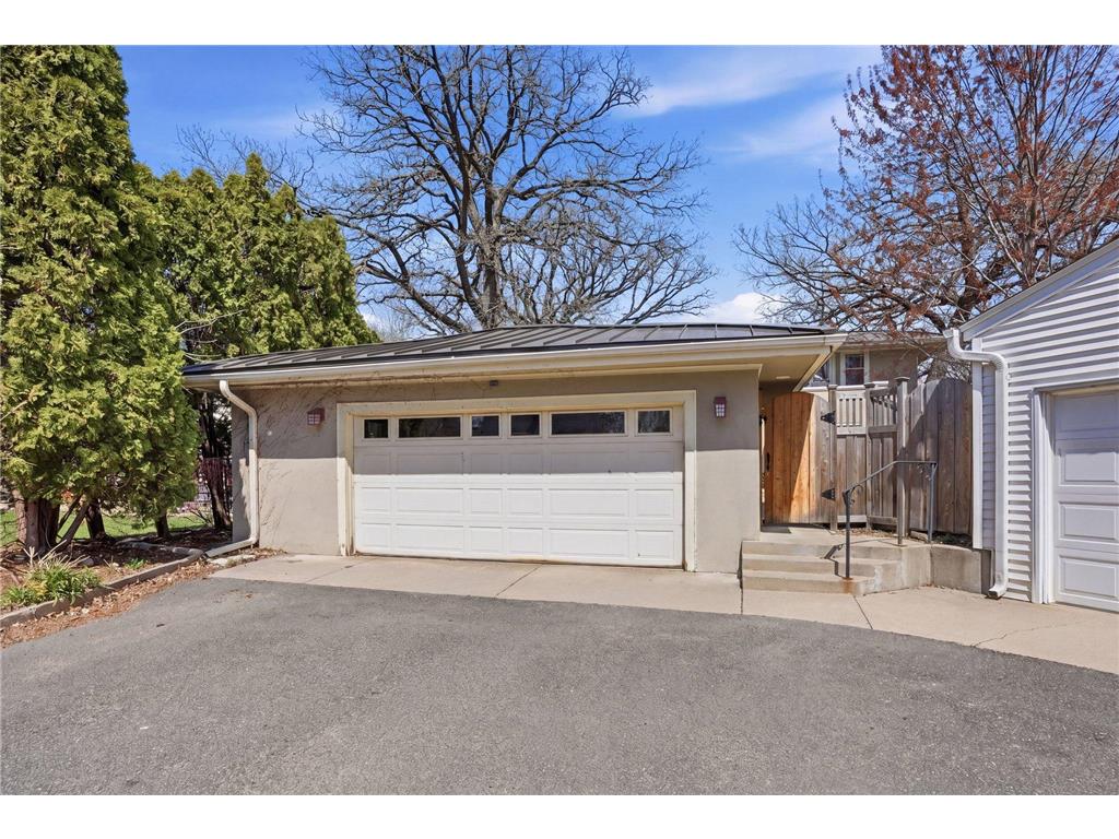 2200 Kenwood Parkway Minneapolis MN 55405 7088858 image41
