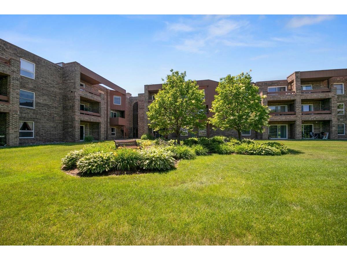 2200 Midland Grove Road 203, Roseville, MN 55113 MLS 5756468